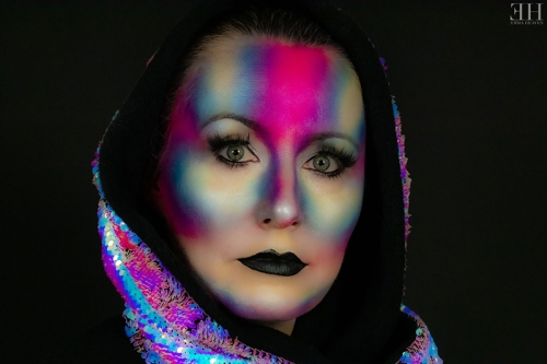 Holographic - April 2021